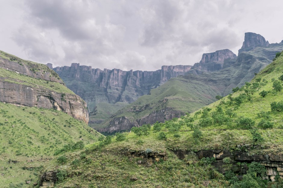 Hike to The Tugela Gorge (Drakensberg Ampitheatre)